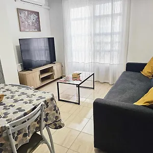 Sunlit Casa Bonita With Free Parking Appartement